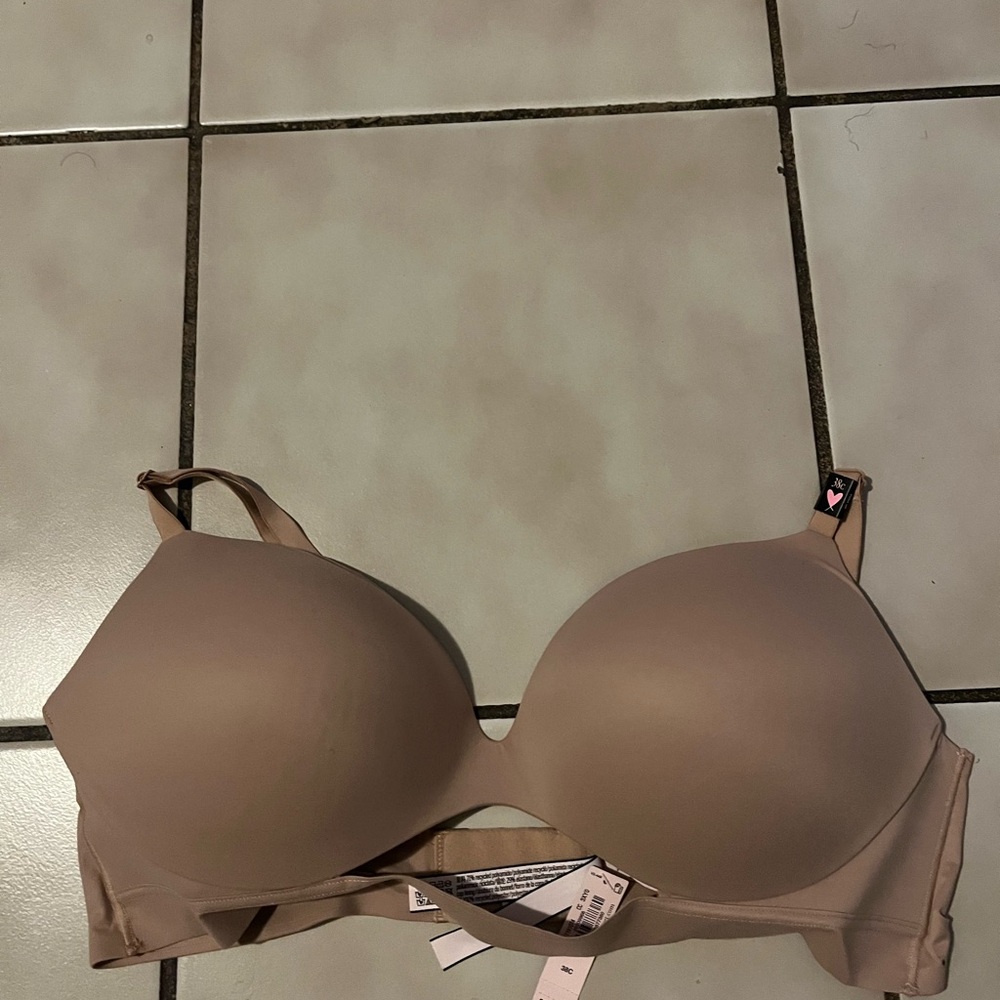 Victoria's Secret incredible wireless Beige Bra - Picture 2 of 4